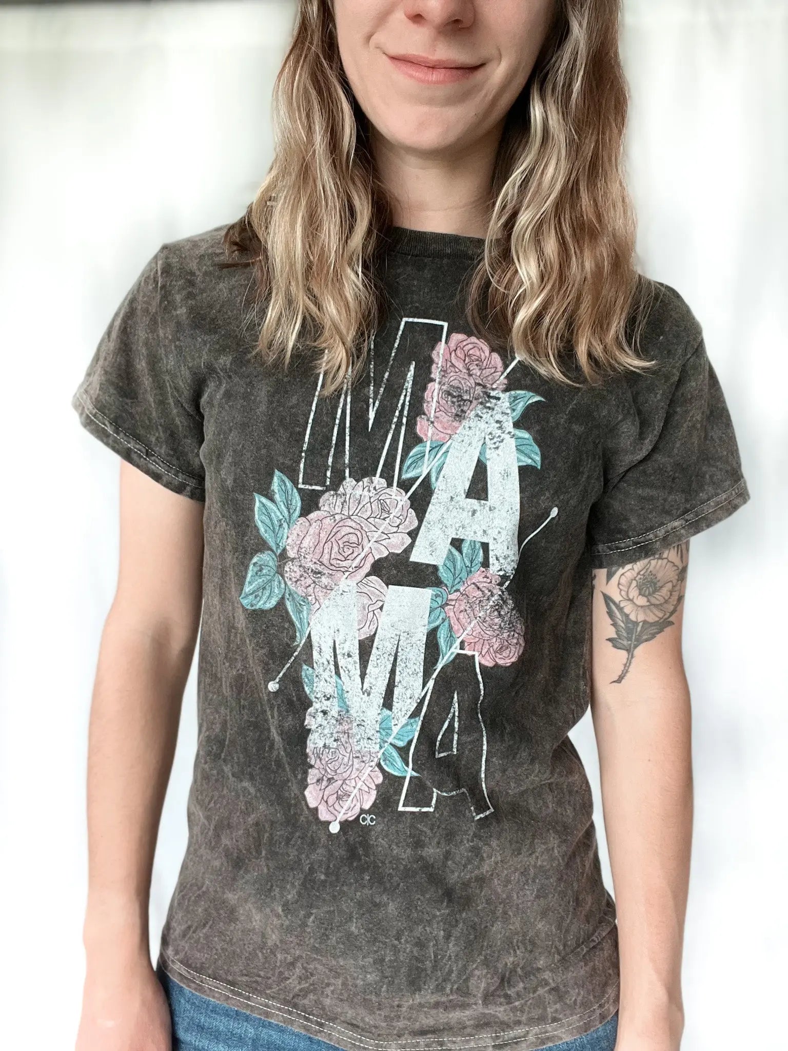 Acid Wash Mama Graphic Tee Whitney | Chaudoin Creations